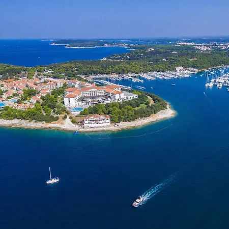 Mit Balkon- Fuer Vier Personen By Interhome