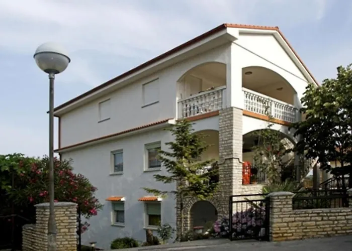 Mit Balkon- Fuer Vier Personen By Interhome