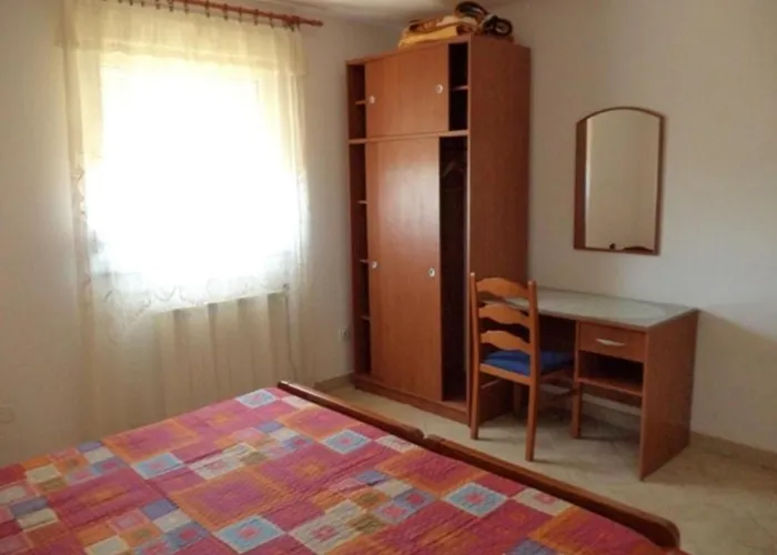 Apartmán Mit Balkon- Fuer Vier Personen By Interhome