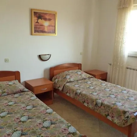 Mit Balkon- Fuer Vier Personen By Interhome Apartament *