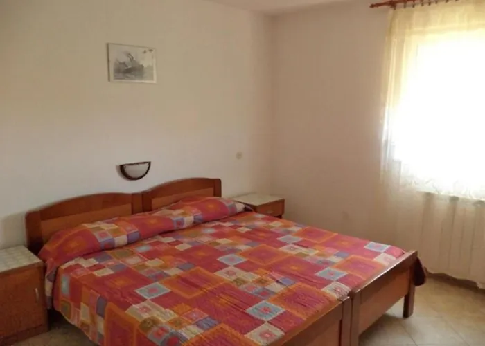 Mit Balkon- Fuer Vier Personen By Interhome Apartament